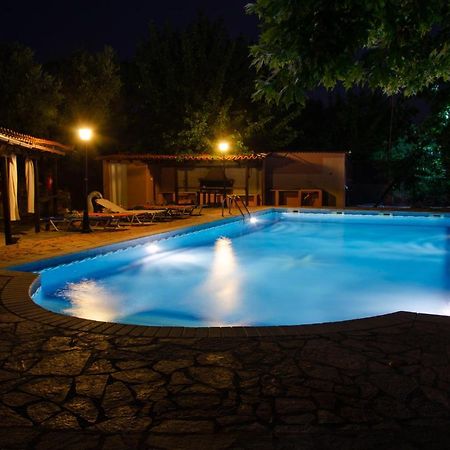 Makis House Hotel Nikiti  Exterior photo