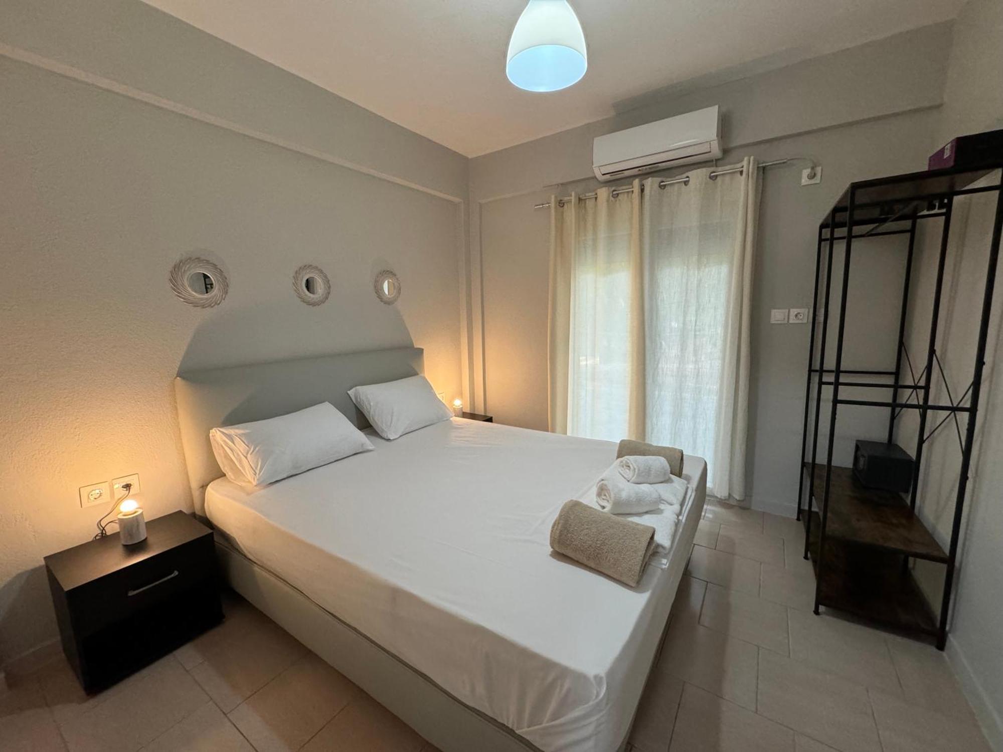Makis House Hotel Nikiti  Exterior photo